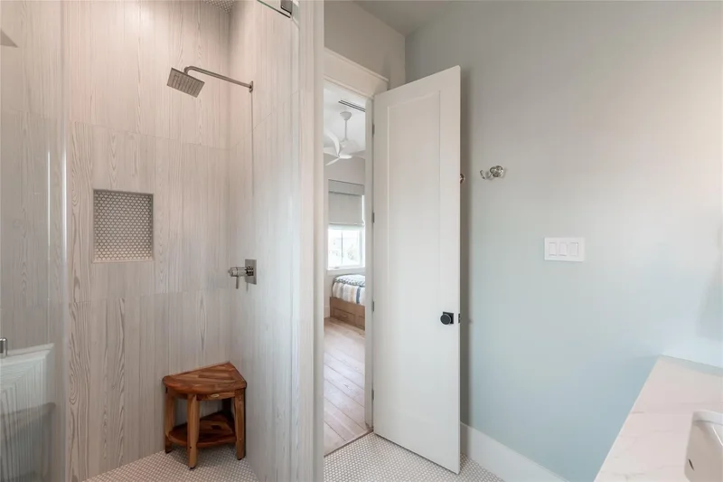 1311 Oahu Drive, Galveston, Texas, United States. - Photo 23