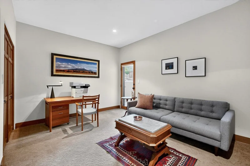 348 White Oaks NE, Albuquerque, NM 87122, Albuquerque, New Mexico, United States. - Photo 4
