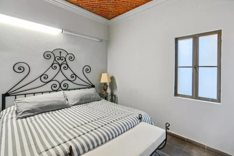 27 W C. San Pedro St., San Miguel de Allende, MEXICO, San Miguel de Allende, Guanajuato, Mexico. - Photo 10