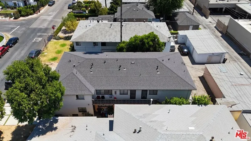5707 Tilden Avenue, Los Angeles, California, United States. - Photo 3