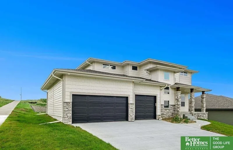 11018 N 161st Street, Bennington, NE 68007, Bennington, Nebraska, United States. - Photo 9