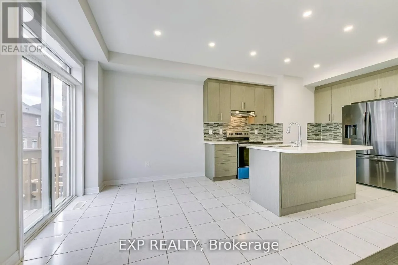 142 TOUCAN TRAIL, Oakville, Ontario, Canada. - Photo 9