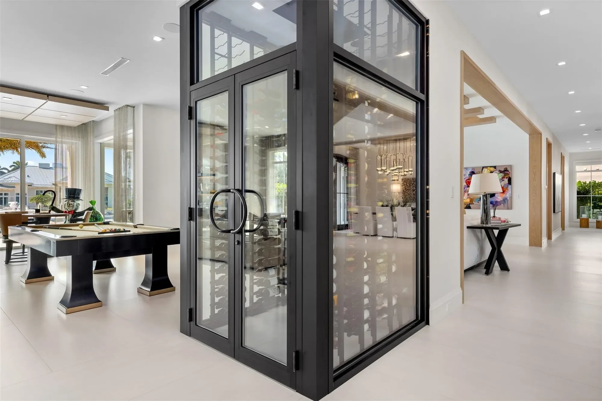 2520 Del Lago Dr, Fort Lauderdale, Florida, United States. - Photo 3