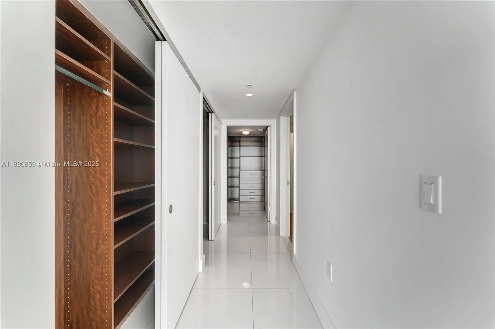 6620 Indian Creek Dr PH711, Miami Beach, Florida, United States. - Photo 15