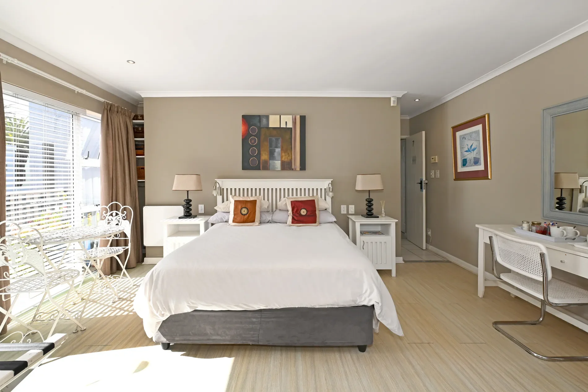 Gallery photo 5
