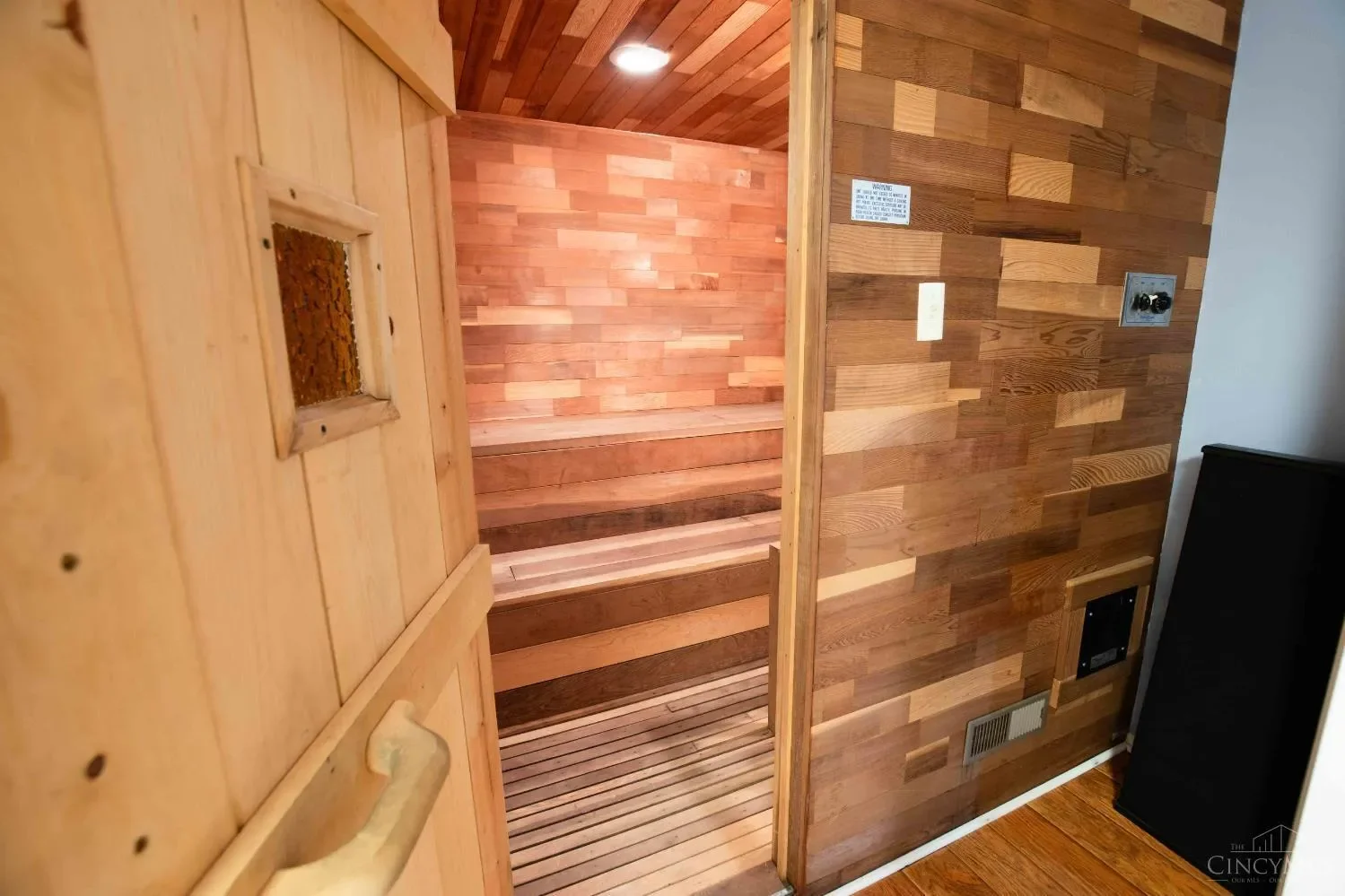 Gallery photo 12