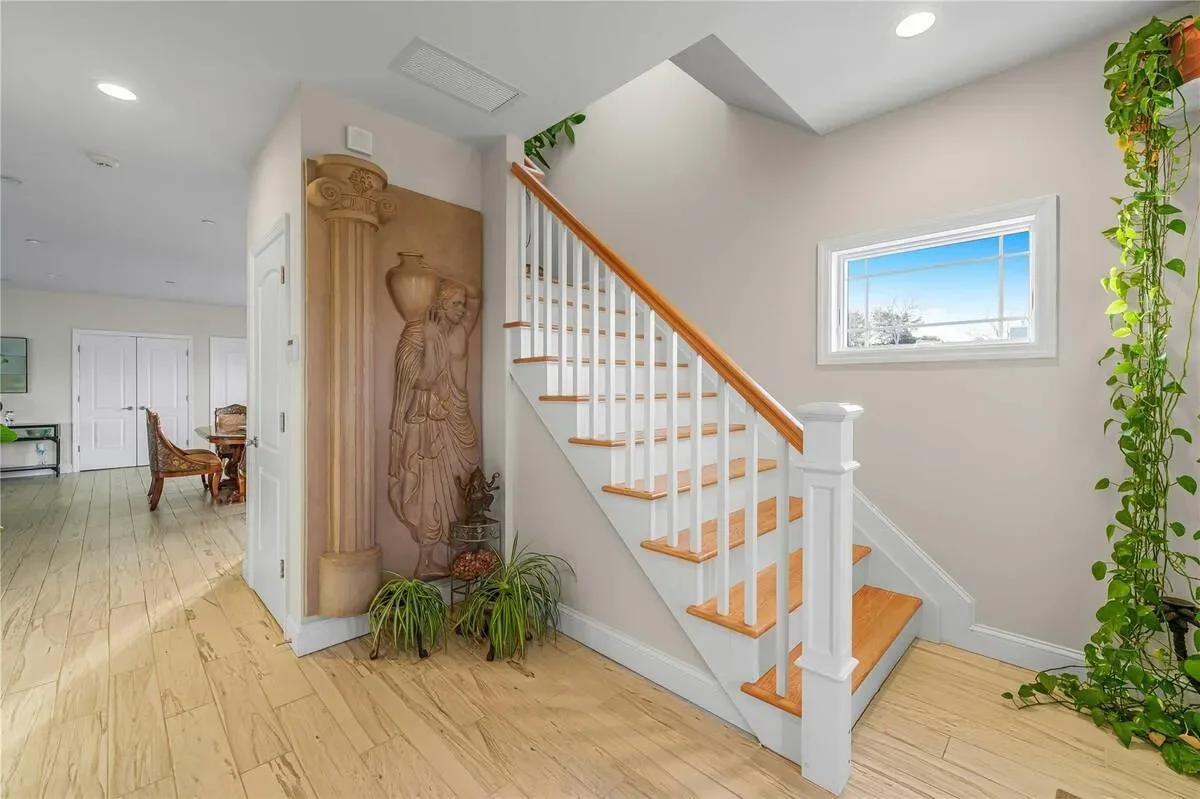 Gallery photo 4