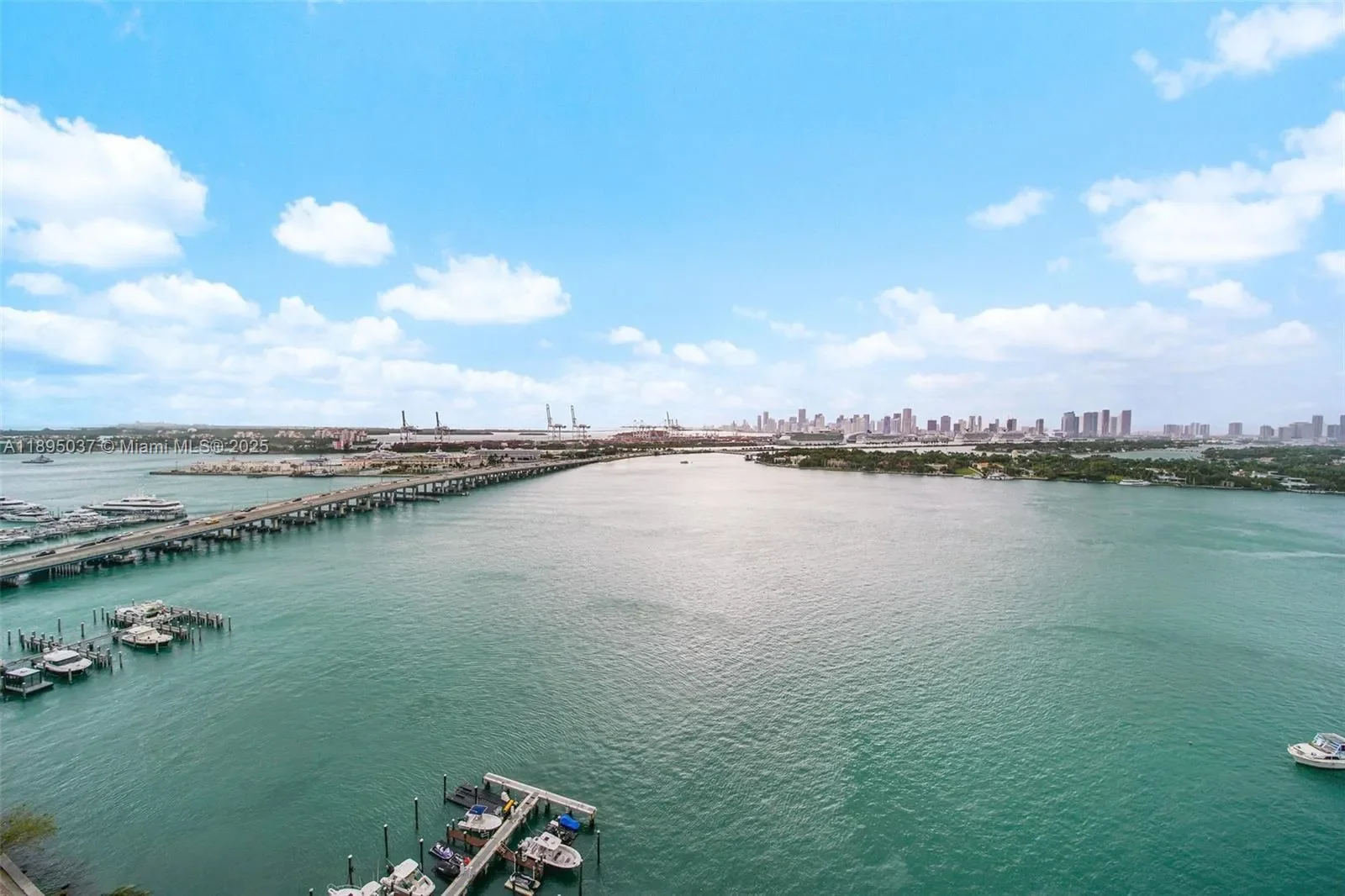 650 West Ave 2107, Miami Beach, Florida, United States. - Photo 31