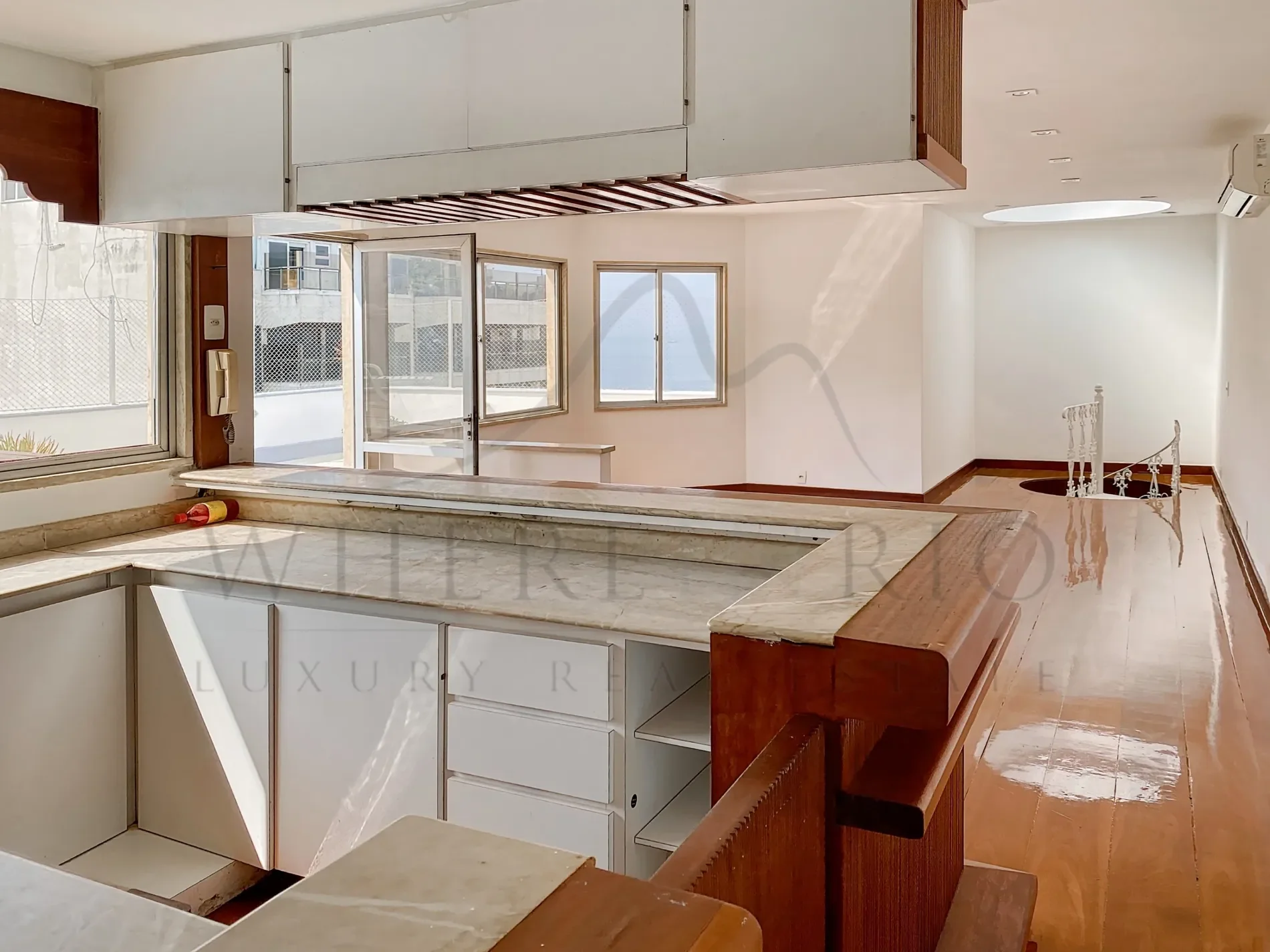Gallery photo 12