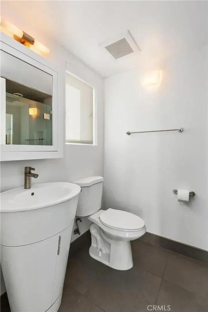 2618 Cove Street, Newport Beach, California, United States. - Photo 49