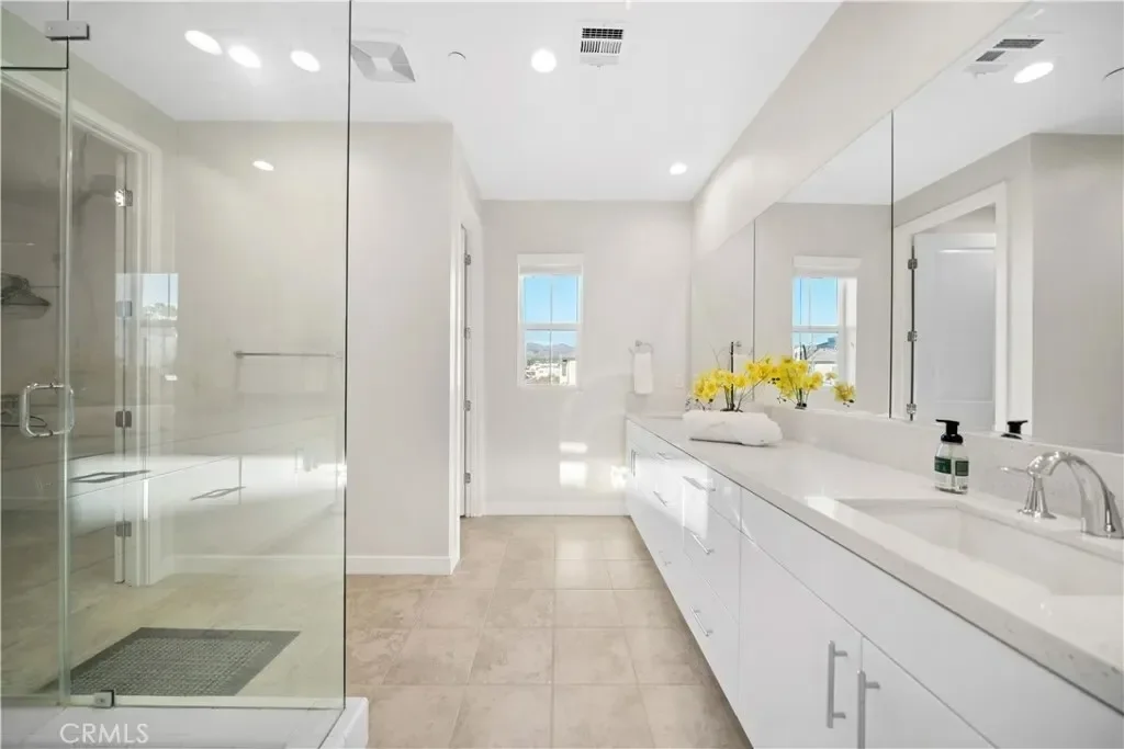 151 Fremont, Lake Forest, California, United States. - Photo 17