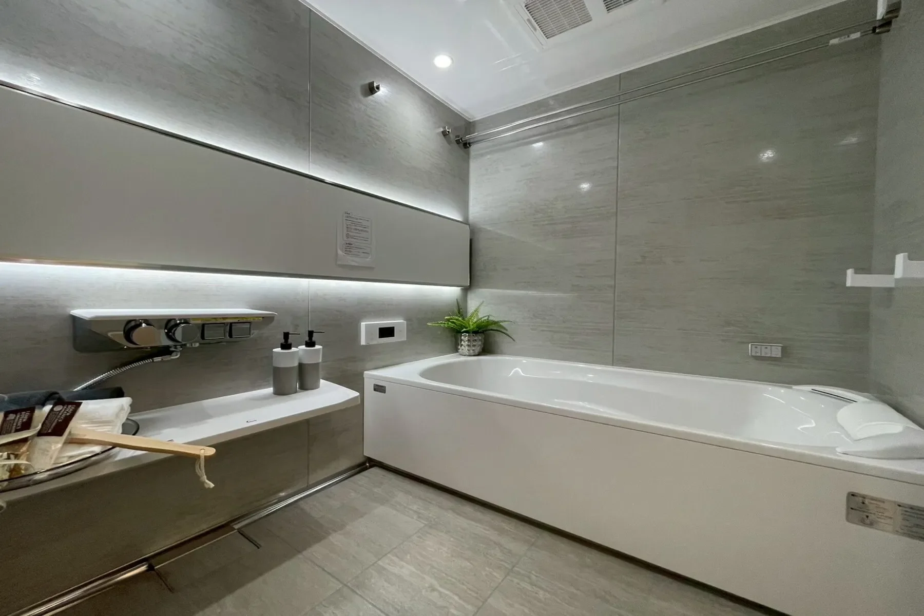 Gallery photo 3