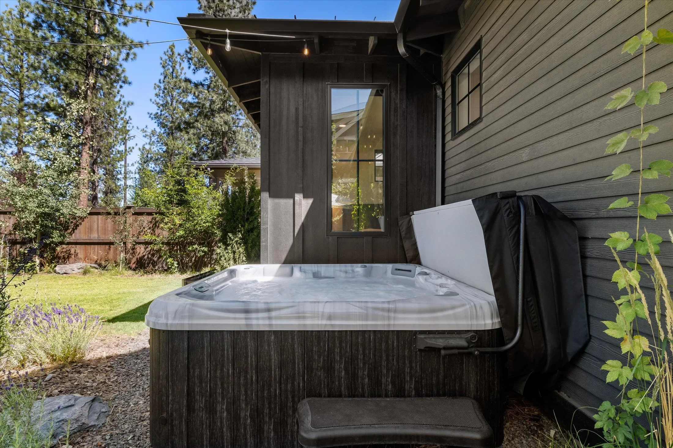 1181 NW Singleton Place, Bend, Oregon, United States. - Photo 44