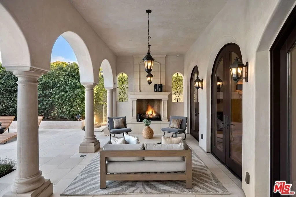 6882 Arizona Avenue, Los Angeles, California, United States. - Photo 26