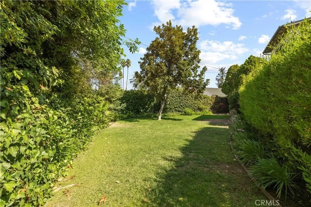 5200 Collier Place, Woodland Hills, CA, 91364, USA, Los Angeles, California, United States. - Photo 49