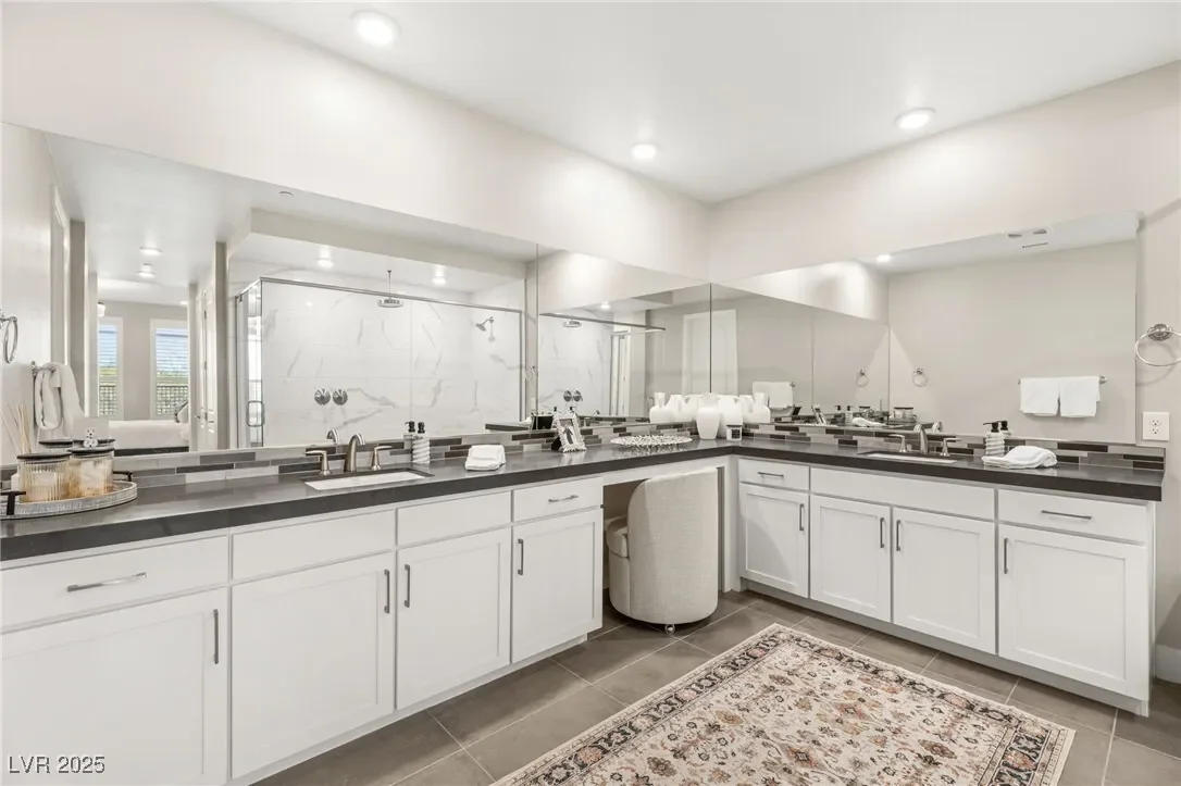 11280 Granite Ridge Drive 1012, Las Vegas, Nevada, United States. - Photo 18