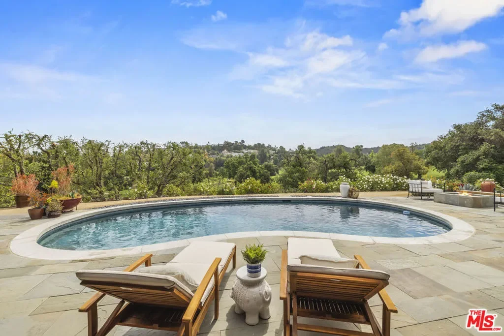 4650 Canoga Avenue, Los Angeles, California, United States. - Photo 27