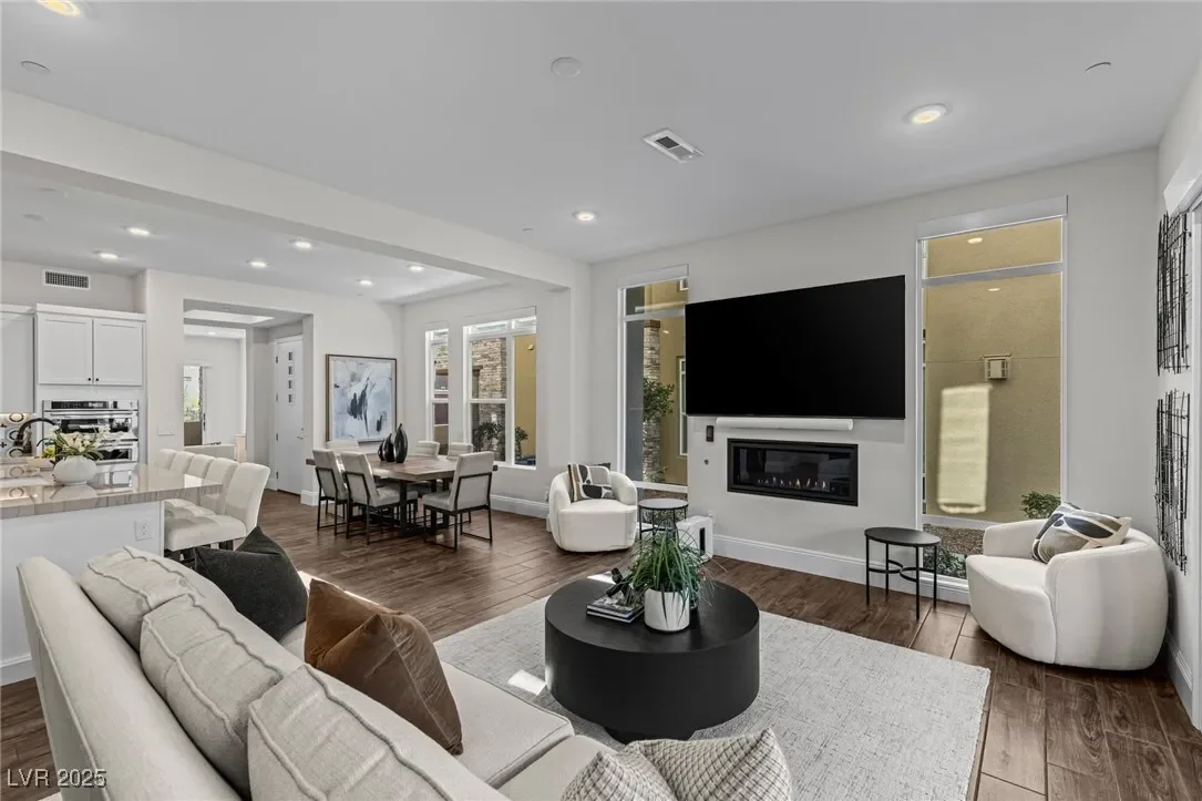 11280 Granite Ridge Drive 1075, Las Vegas, Nevada, United States. - Photo 10