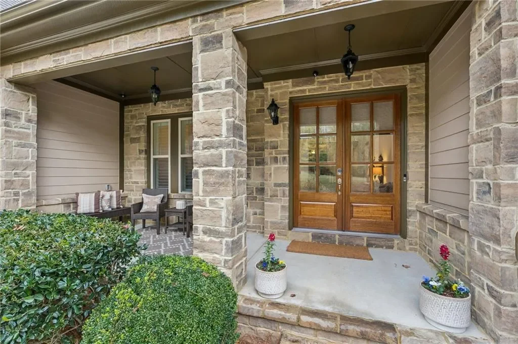 16140 Grand Litchfield Drive, Roswell, Georgia, United States. - Photo 3