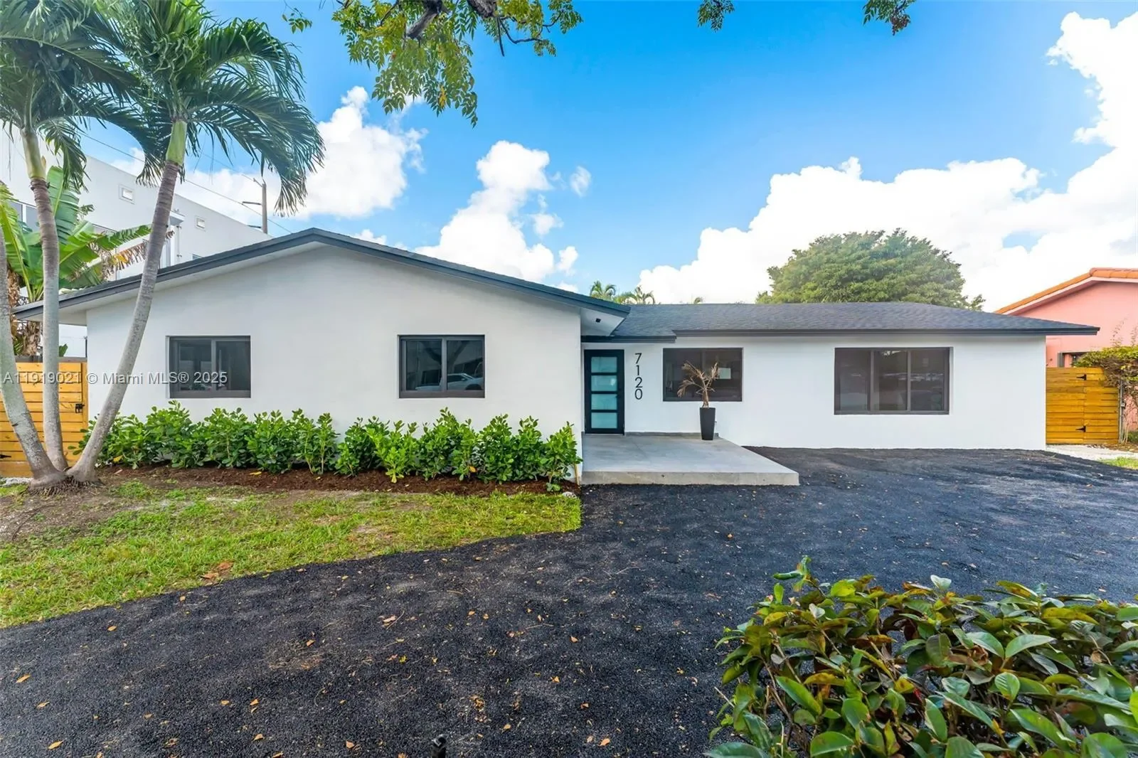 7120 SW 92nd Ave, Miami, Florida, United States. - Hero Image