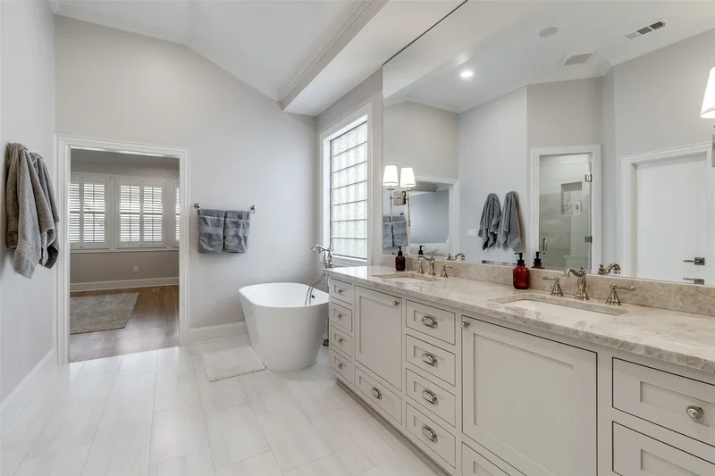 4219 Prescott Avenue, Dallas, TX 75219, Dallas, Texas, United States. - Photo 19