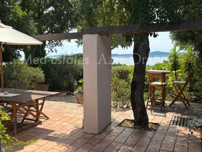 Grimaud, Provence-Alpes-Côte d'Azur, France. - Photo 9
