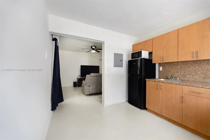 212 NW 7th Ave, Miami, Florida, United States. - Photo 7