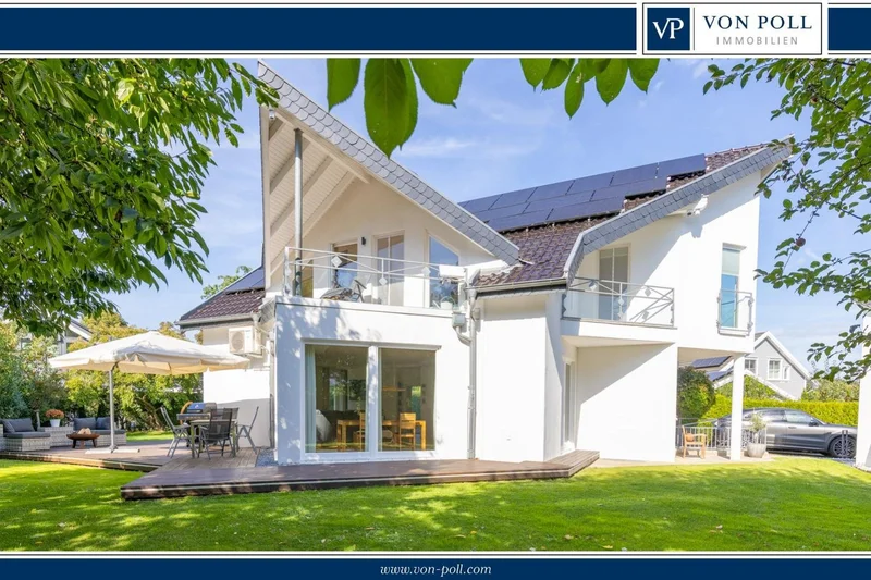 Striking Contemporary Home with Intelligent Design and Flair