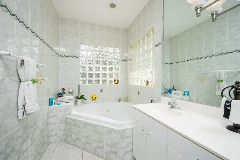 2275 SW 143rd Ct, Miami, Florida, United States. - Photo 5