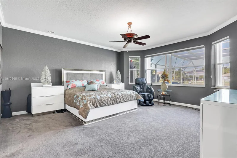 13787 NW 19th Ct, Pembroke Pines, FL 33028, Pembroke Pines, Florida, United States. - Photo 18