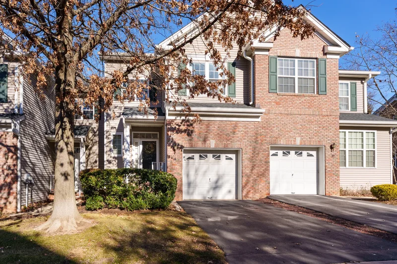 35 Truman Avenue , Princeton, NJ 08540-1697, Princeton, New Jersey, United States. - Photo 32