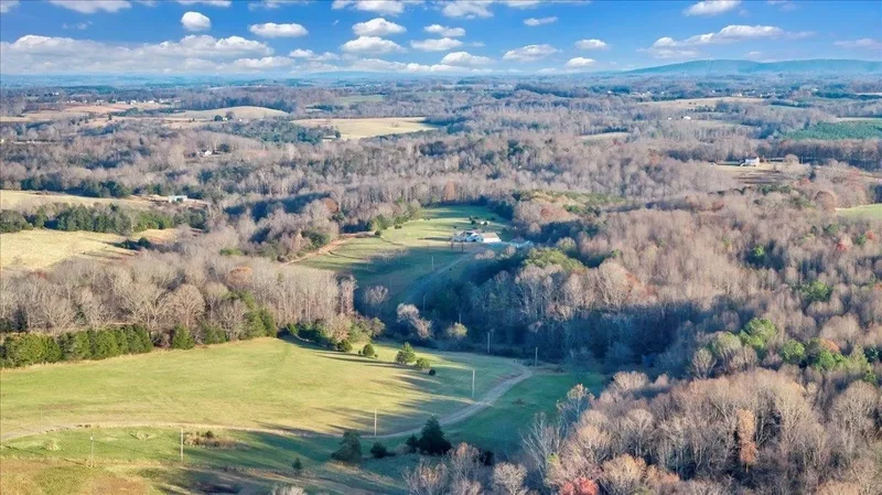 1962 McDaniel Road, Bedford, VA 24523, Bedford, Virginia, United States. - Photo 96