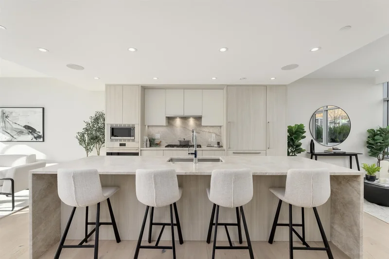 790 Arthur Erickson Place, West Vancouver, British Columbia, Canada. - Photo 12