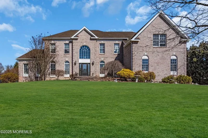 82 Stream Bank Drive, Freehold, NJ 07728, Freehold Township, New Jersey, United States. - Photo 86