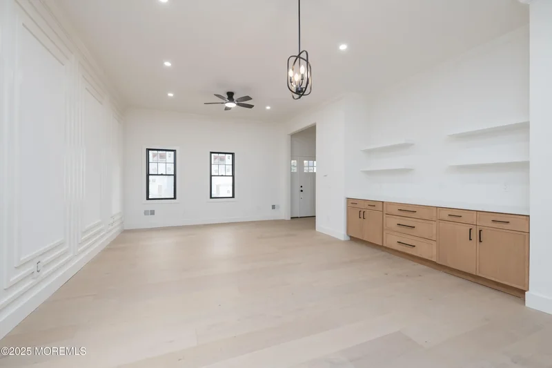21 Heathcote Avenue, Edison, NJ 08817, Metuchen, New Jersey, United States. - Photo 7