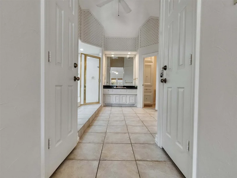 5226 Wincroft Court, Houston, TX 77069, Houston, Texas, United States. - Photo 30
