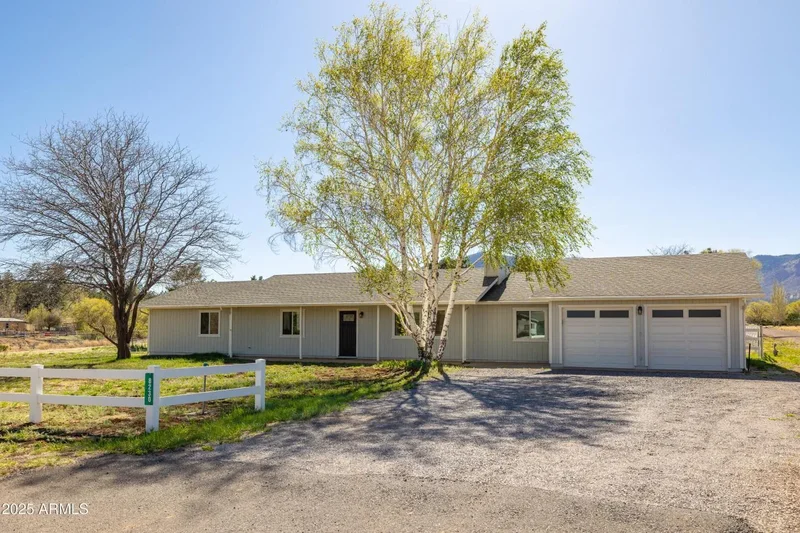 8230 Koch Field Road, Flagstaff, Arizona, United States. - Photo 7