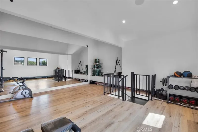 505 W Maple Avenue, El Segundo, CA, 90245, USA, El Segundo, California, United States. - Photo 38