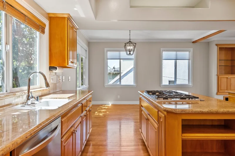 944 5th Street , Hermosa Beach, CA 90254, Hermosa Beach, California, United States. - Photo 40