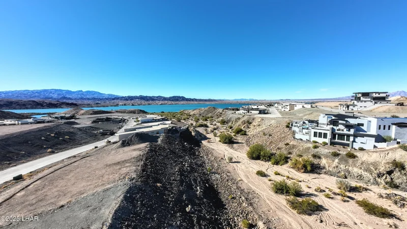 2405 Wren Cove Way, Lake Havasu City, AZ 86406, Lake Havasu City, Arizona, United States. - Photo 8