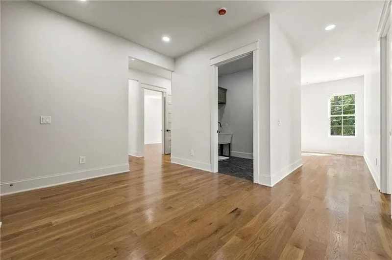 320 Hammond Drive, Atlanta, GA, 30328, USA, Atlanta, Georgia, United States. - Photo 35
