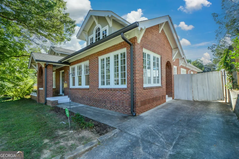 1285 Oxford Road NE, Atlanta, GA 30306, Atlanta, Georgia, United States. - Photo 9