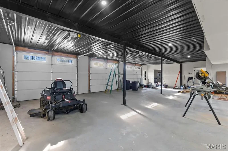6076 County Road 439, Jackson, Missouri, United States. - Photo 19
