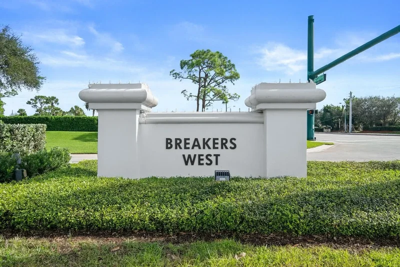 1810 Gulfstream Way, West Palm Beach, Florida, United States. - Photo 36