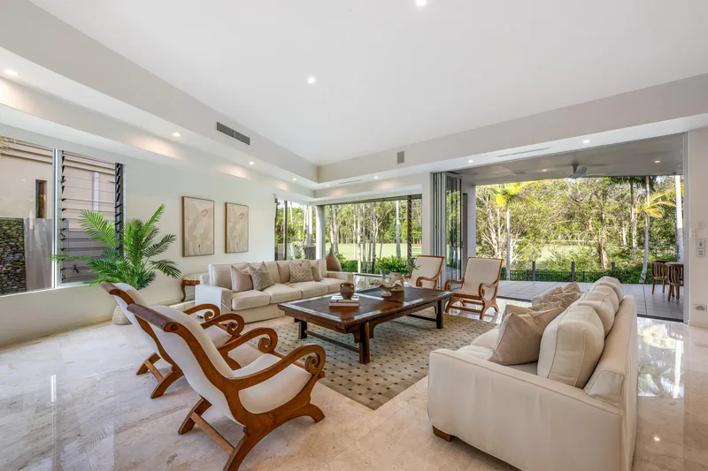A Rare Single-Level Sanctuary Where Luxury meets Lifestyle.
