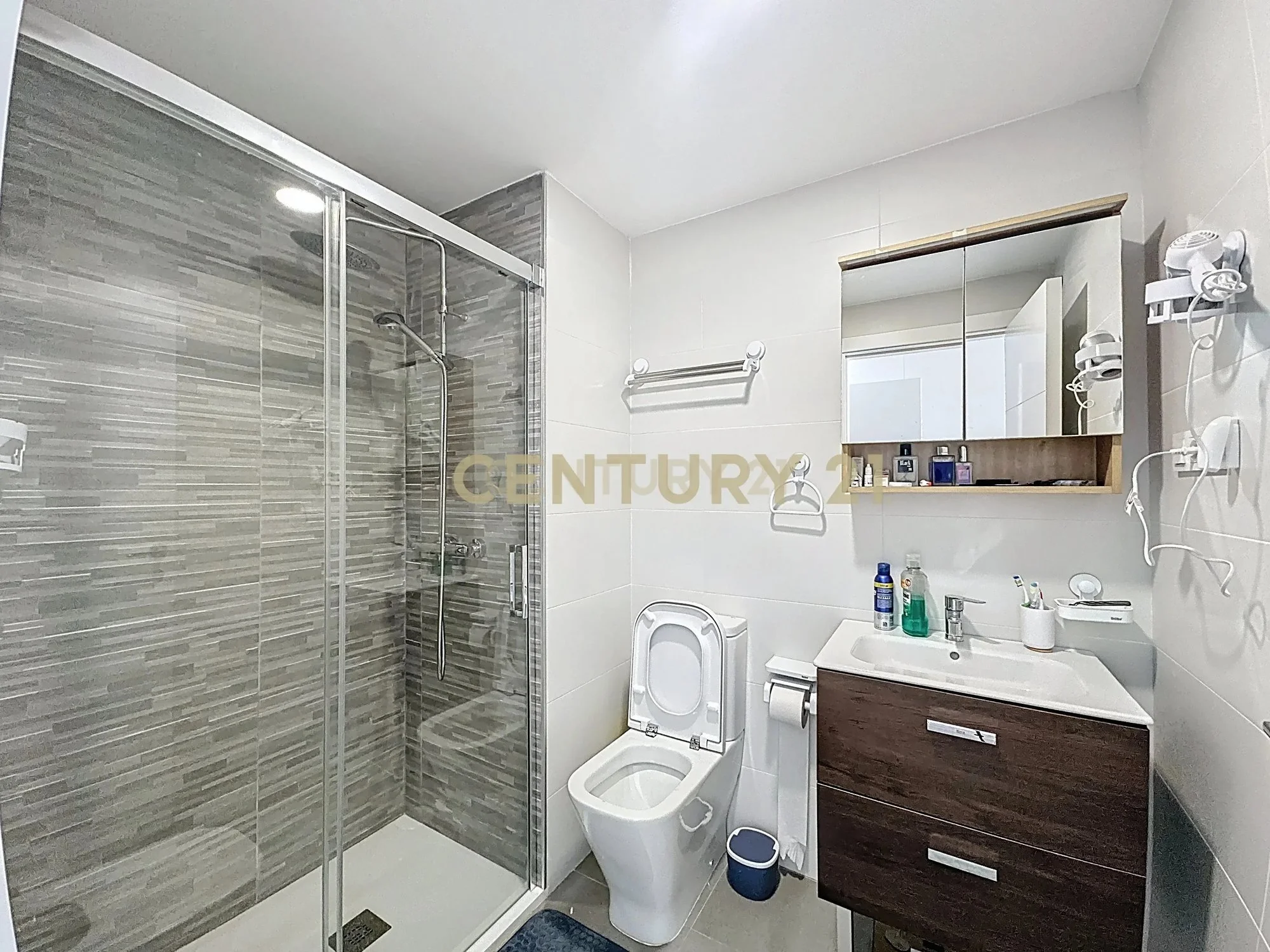 Gallery photo 4