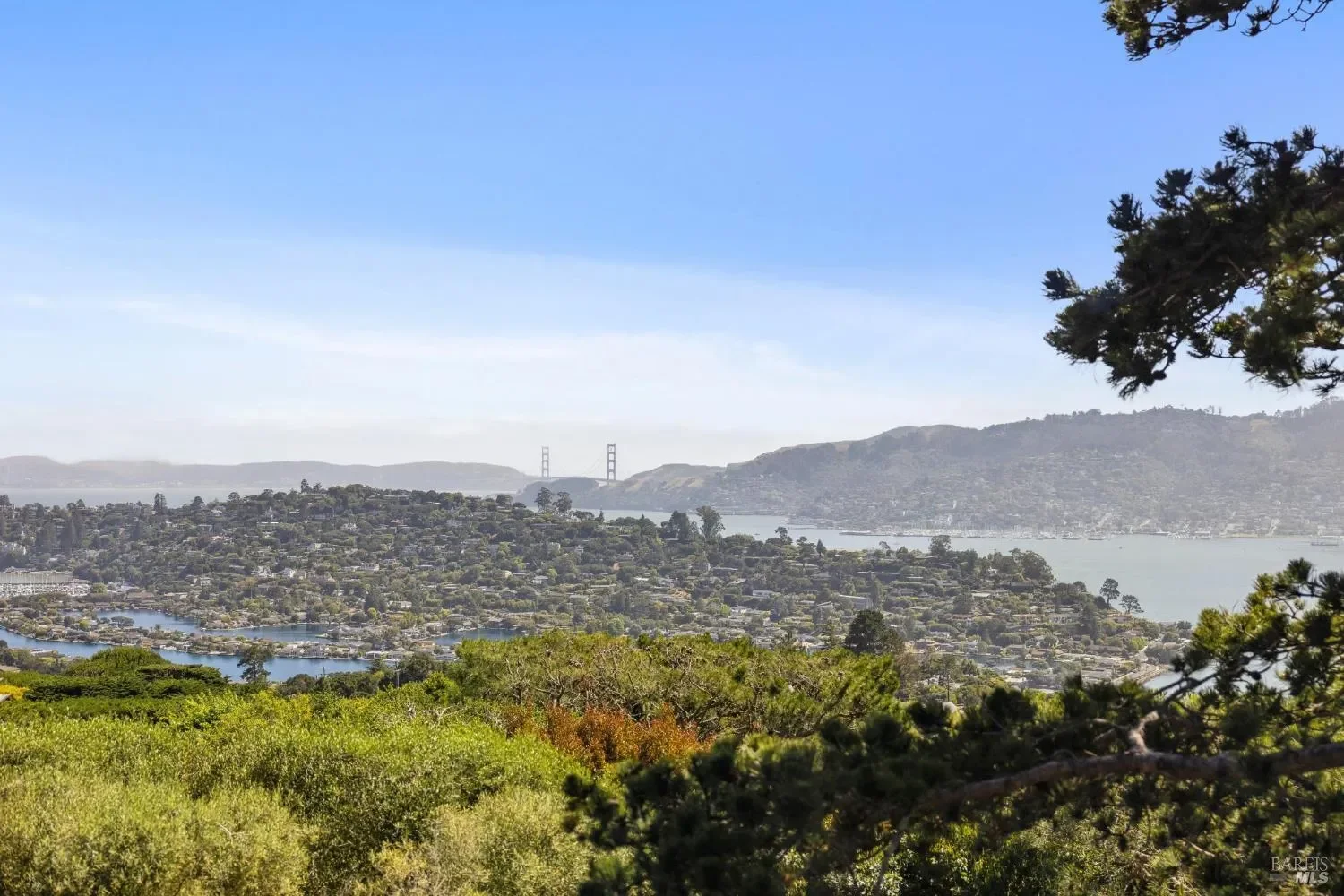 83 Mount Tiburon Road, Tiburon, California, United States. - Photo 17