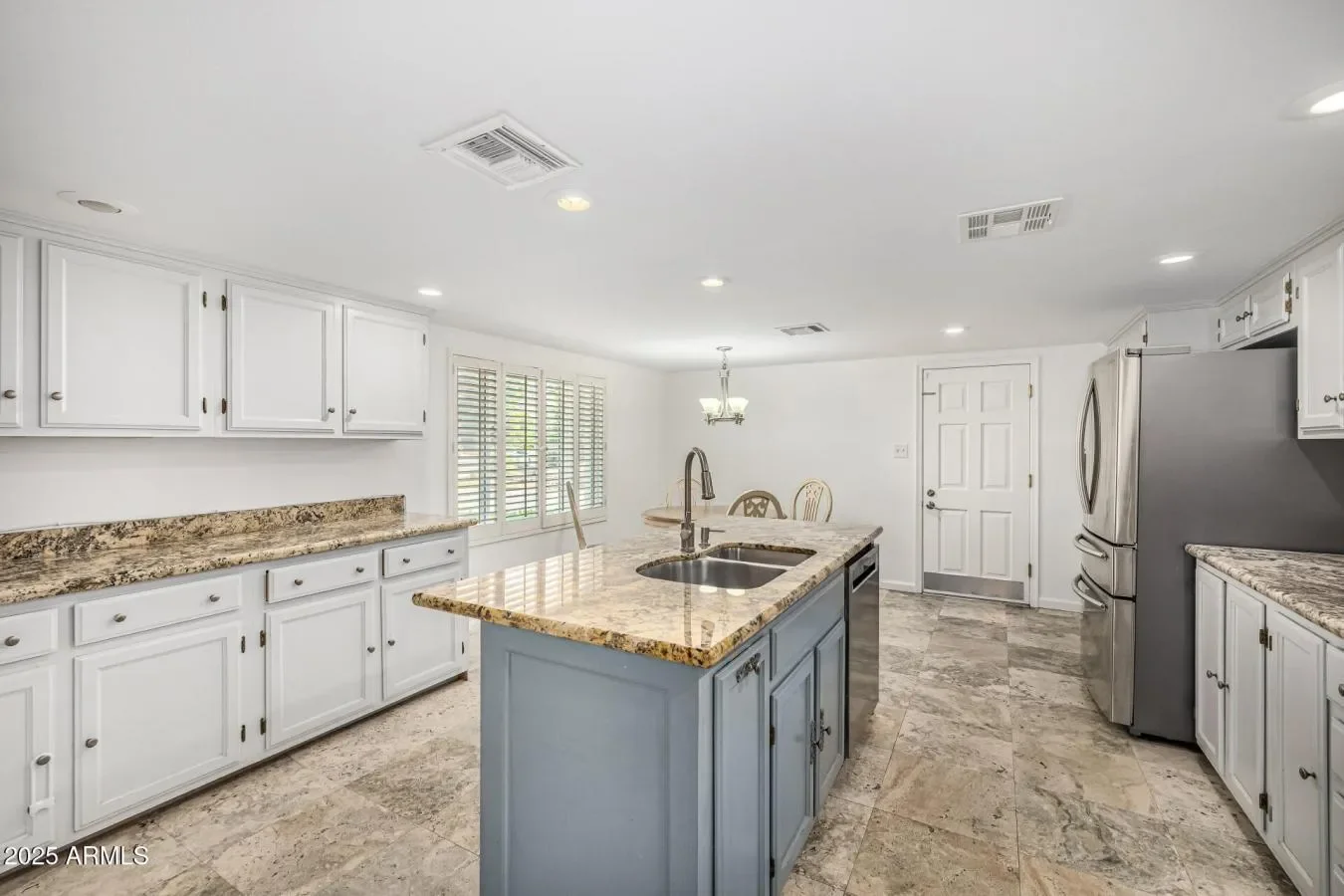 330 W TAM OSHANTER Drive., Phoenix, Arizona, United States. - Photo 4