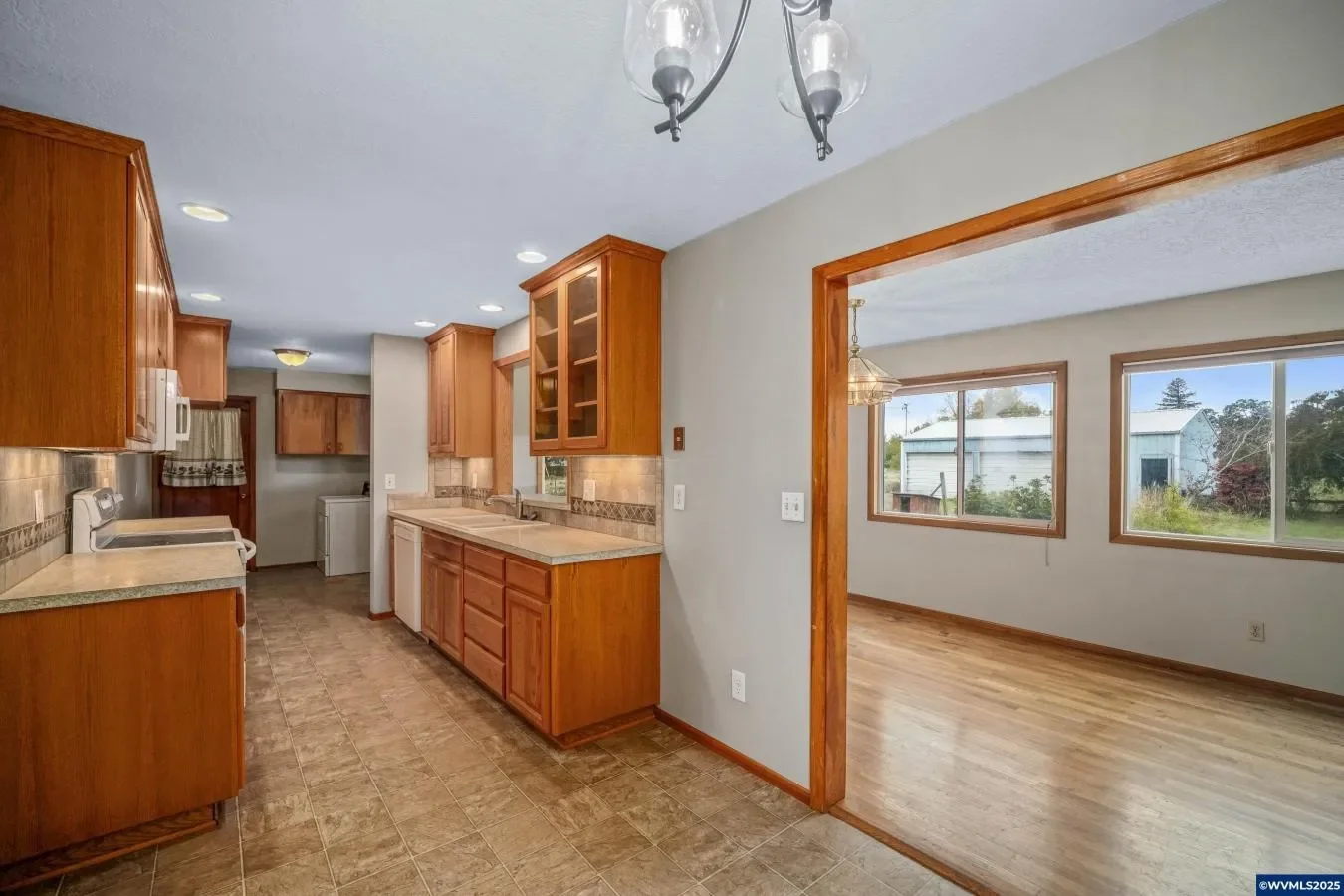 10343 Brick Road SE, Turner, Oregon, United States. - Photo 18