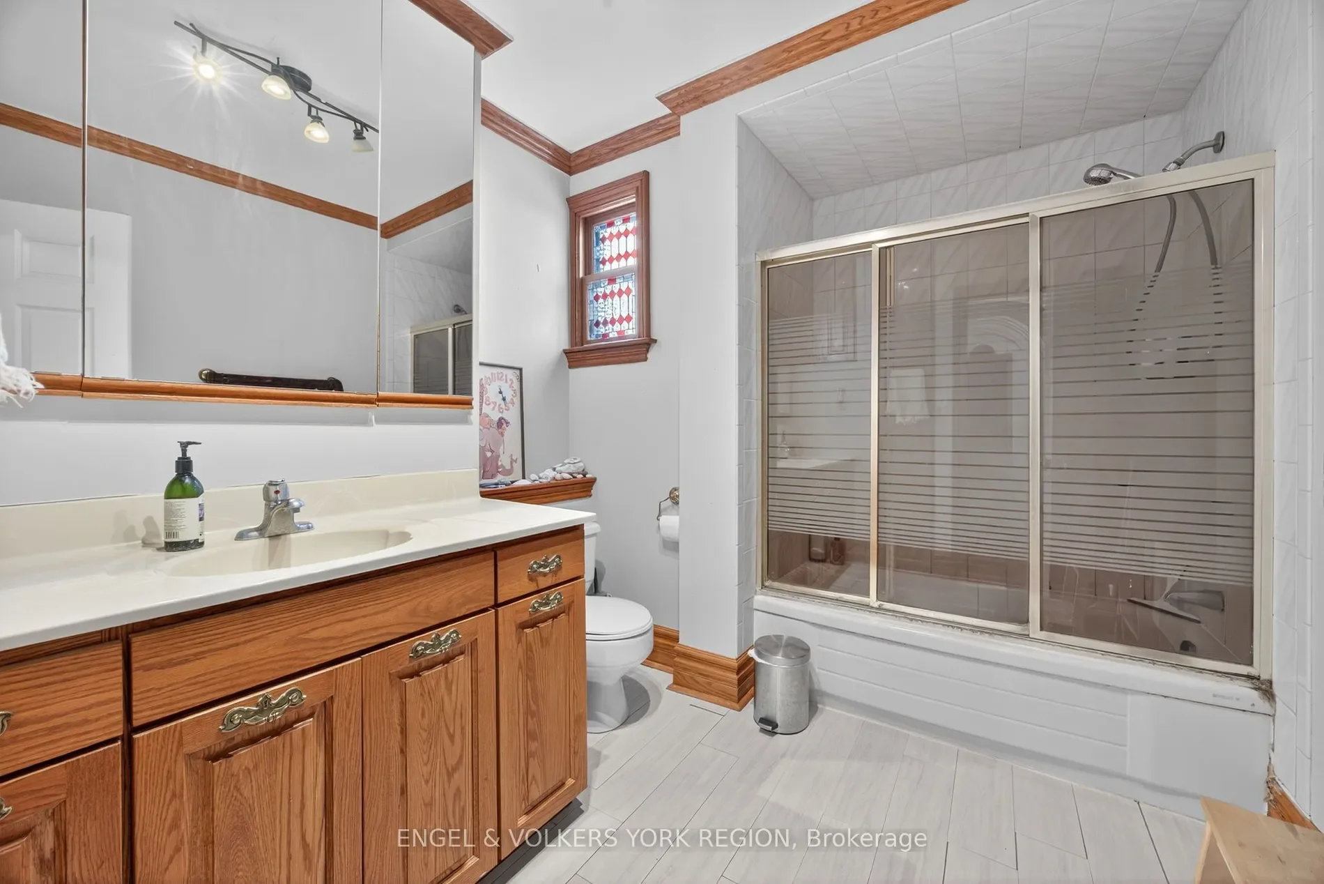 Gallery photo 4
